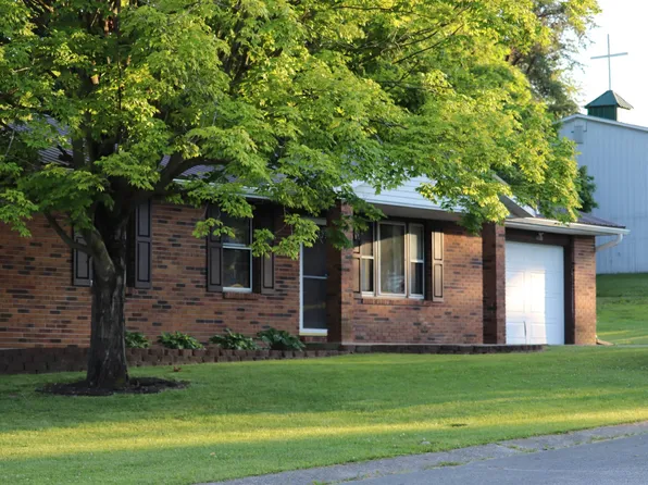 110 Nichols Ave, Salem, IN 47167