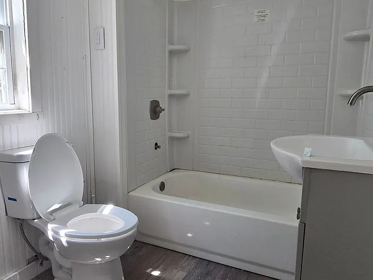 645 Houston Rd — Photo 8