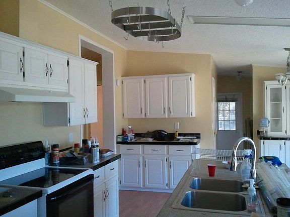 Kitchen Floors /Fixters