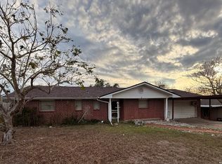 318 Cottonwood, Kenedy, TX 78119