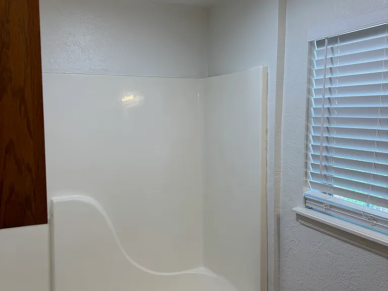 303 W South Dr — Photo 5