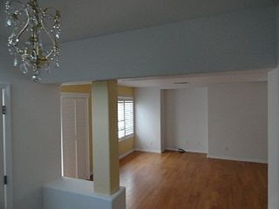7283 Phlox Rd, Las Vegas, NV, 89113