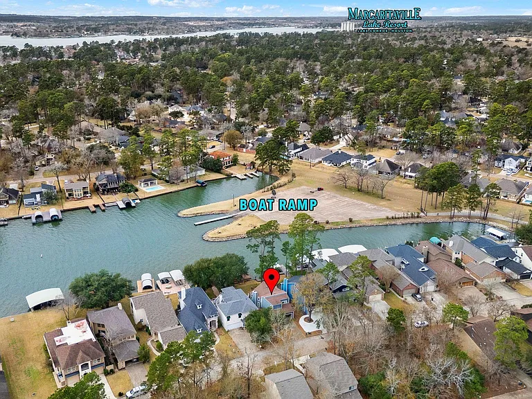 3203 Poe Dr — Photo 35