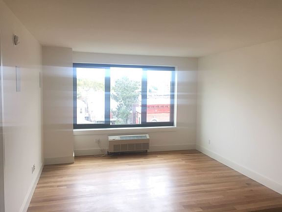 2nd image of 6013 9th Ave #6