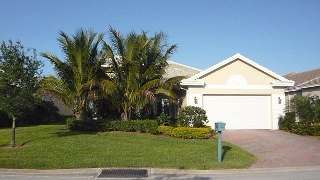 1st image of 1221 River Reach Dr