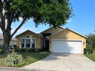 1945 Millington Ln, Jacksonville, FL 32246