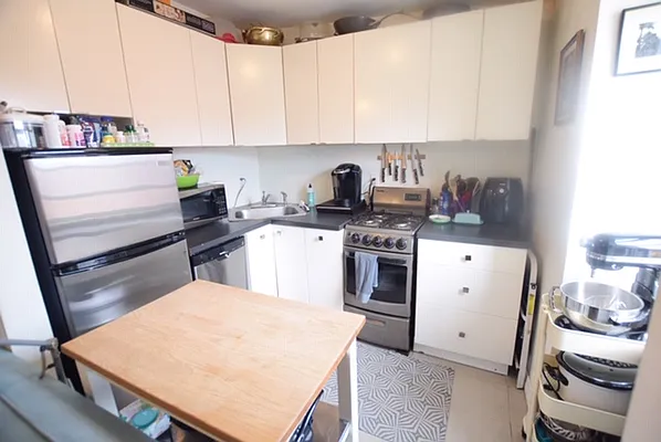 Rented by Ninoshka Rodriguez, LREB | media 2