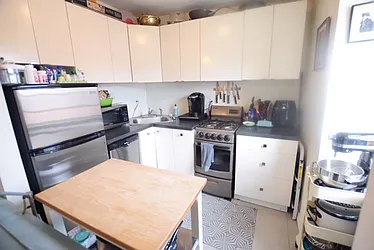 Rented by Ninoshka Rodriguez, LREB