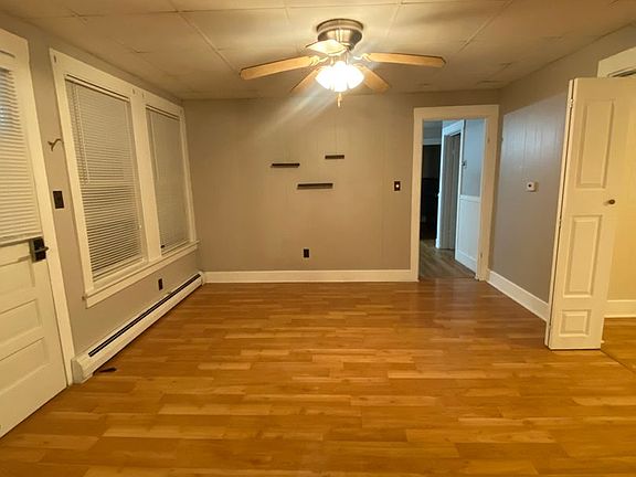 3rd image of 125-131 Cleaves St #131-2