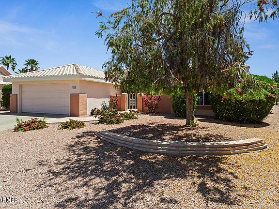 3rd image of 22605 N La Paz Ln