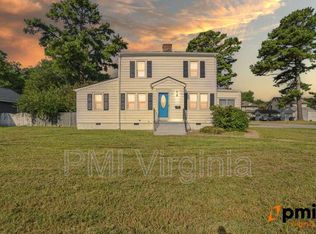 121 Hanover Ave, Hampton, VA 23661
