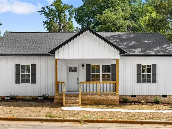 3719 Sharon Ave, Greensboro, NC 27405