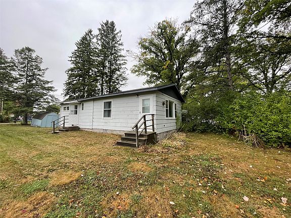 3rd image of 6563 W Railroad Avenue