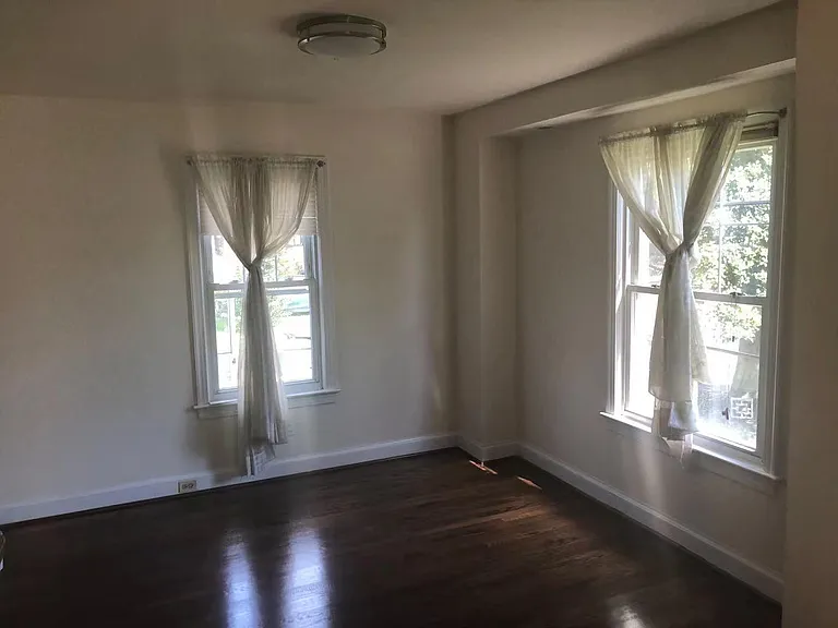 626 S Garfield St — Photo 10