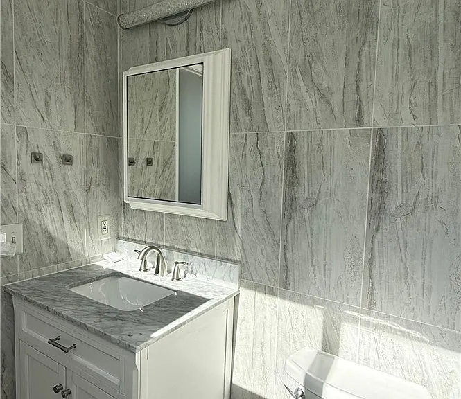 5841 Etiwanda Ave — Photo 20