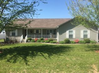 1203 Timberlake Dr, Dexter, MO 63841