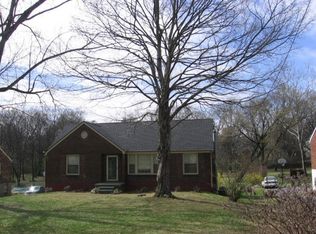 3911 Ivy Dr, Nashville, TN 37216