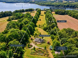 679 Friendship Rd, Waldoboro, ME 04572