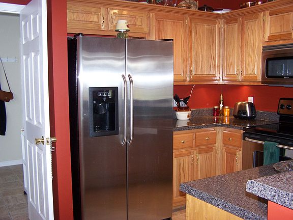 Stainless appliances stay.
