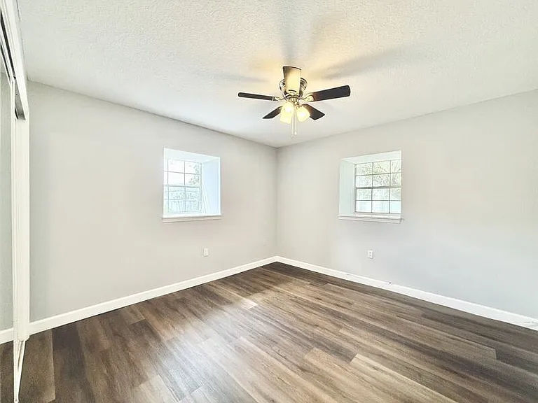 1712 Belleair Forest Dr #D — Photo 22