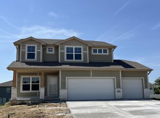 1816 Sycamore St, Council Bluffs, IA 51503