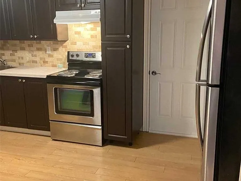 41 Kimbermount Dr #LOWER — Photo 4