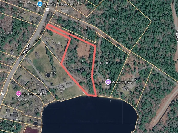 16 S Main St, Carver, MA 02330