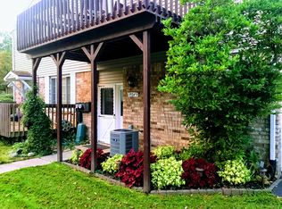 3924 Hunters Ridge Dr APT 3, Lansing, MI 48911