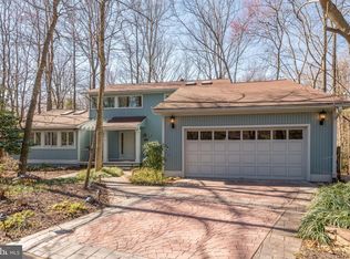 11427 Purple Beech Dr, Reston, VA 20191