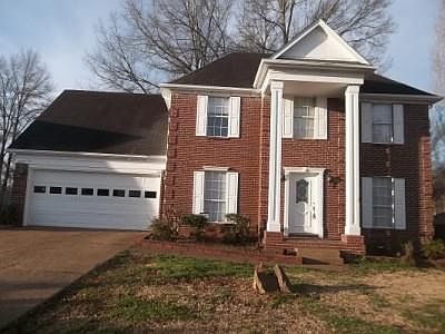 1st image of 5615 Lake Front Dr