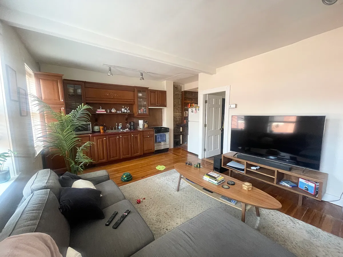 Building Photo - 59 Myrtle St #6
