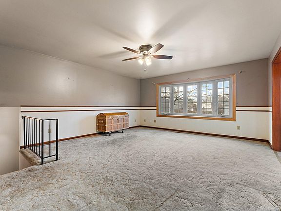 4th image of 3108 Woodbine St