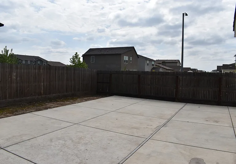 698 Jessie Dr — Photo 47