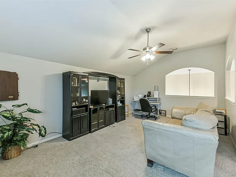 20319 Umber Oak Ct — Photo 28