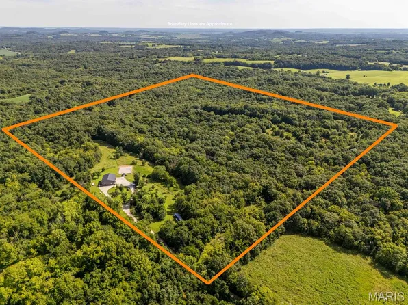 2 Whitetail Ridge Rd, Eolia, MO 63344
