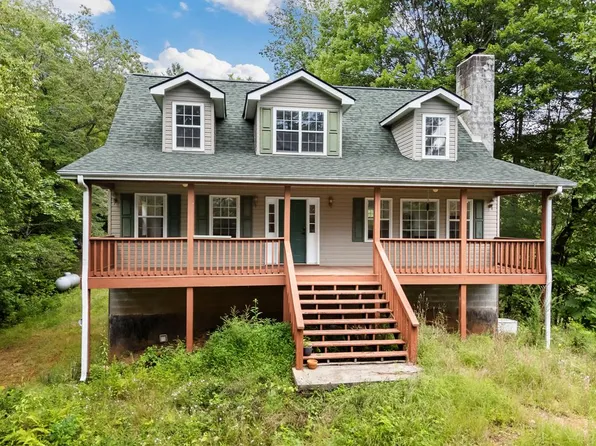 150 Swan Ln, Murphy, NC 28906