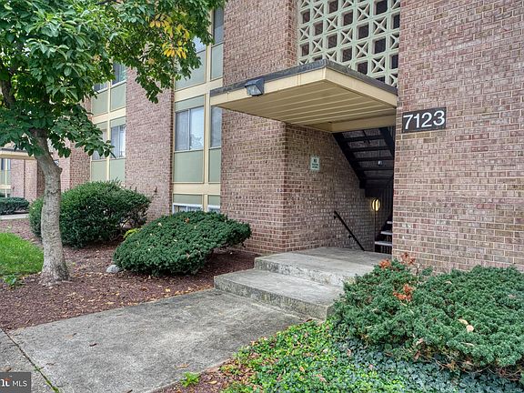 2nd image of 7123 Donnell Pl APT C6