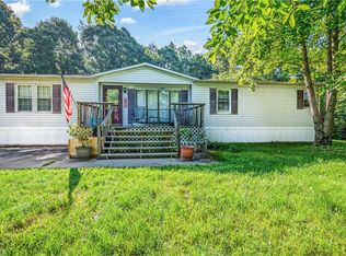 132 Craun Ln, Wampum, PA 16157