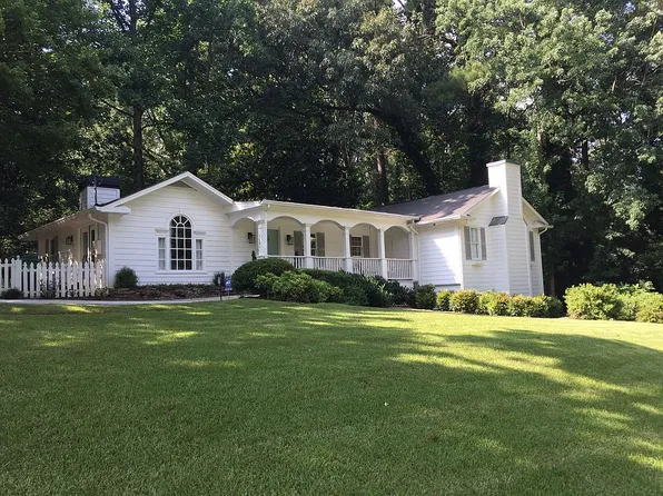 2641 Winding Ln, Atlanta, GA 30319