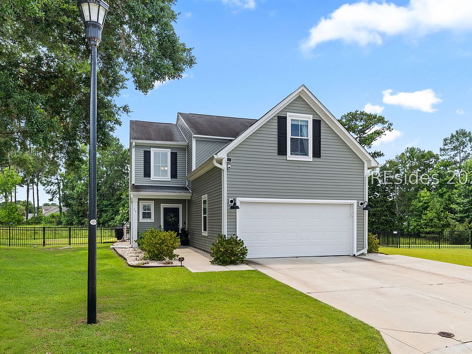 1st image of 11 Grand Willow Way