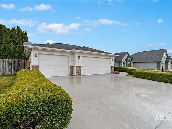 2nd image of 3711 W Angelica Dr