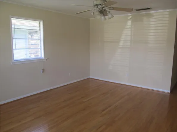 917 Giuffrias Ave, Metairie, LA 70001