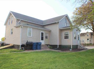 139 W Otis St, Walcott, IA 52773