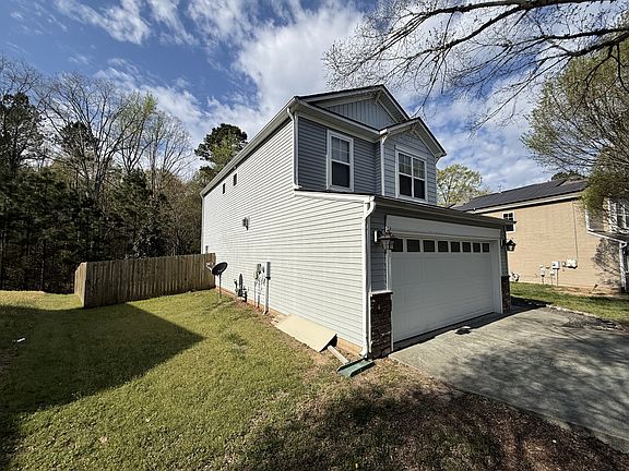 2nd image of 3734 Mountain Brook Cir