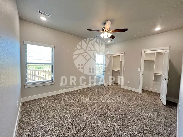 544 Bradford Dr — Photo 11