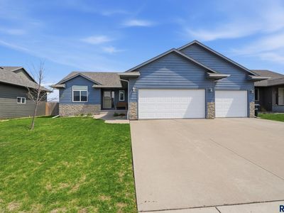 1208 S Keva Ave, Sioux Falls, SD, 57106