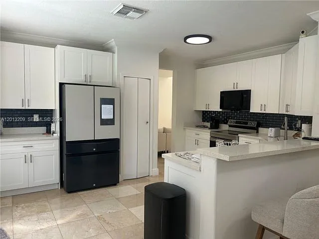 11350 NW 48th Ter — Photo 16