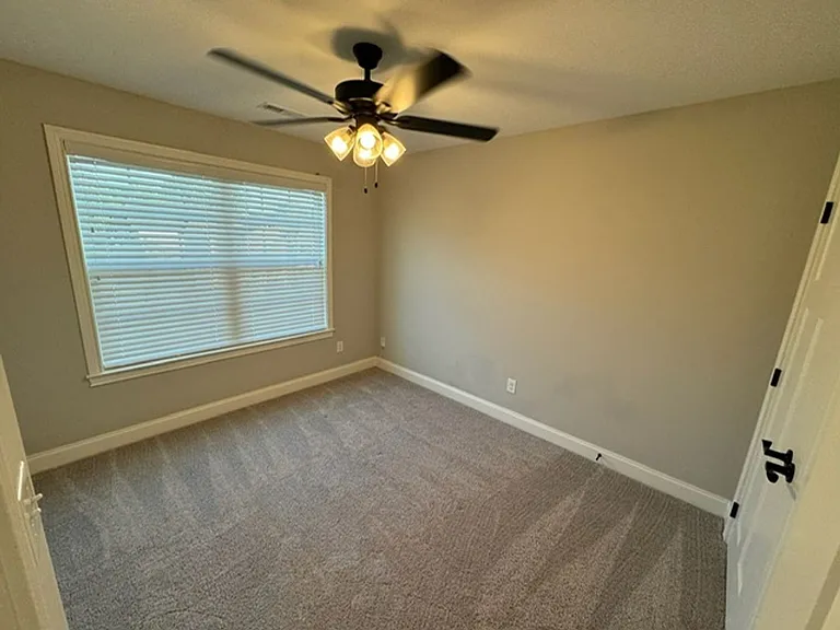 1535 Cherokee Landing Dr — Photo 14