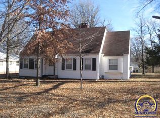 2540 SE Maryland Ave, Topeka, KS 66605