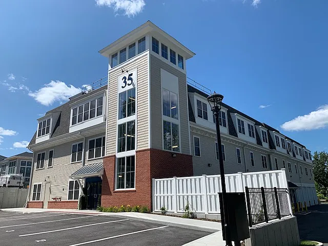 35 Old Quarry Rd #C4